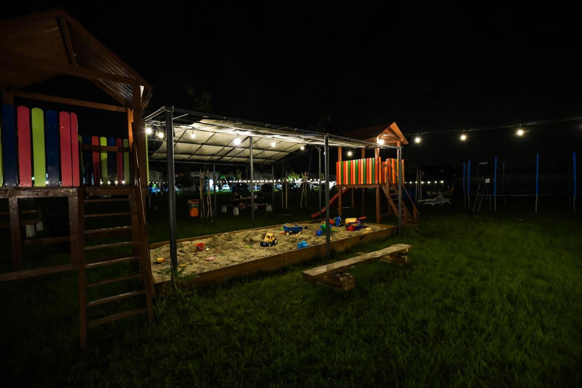 Kempingzator Apartamenty מראה חיצוני תמונה